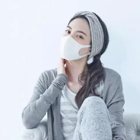 夏用マスク 国内発送 洗って使える5枚セット オフホワイト |  | 03