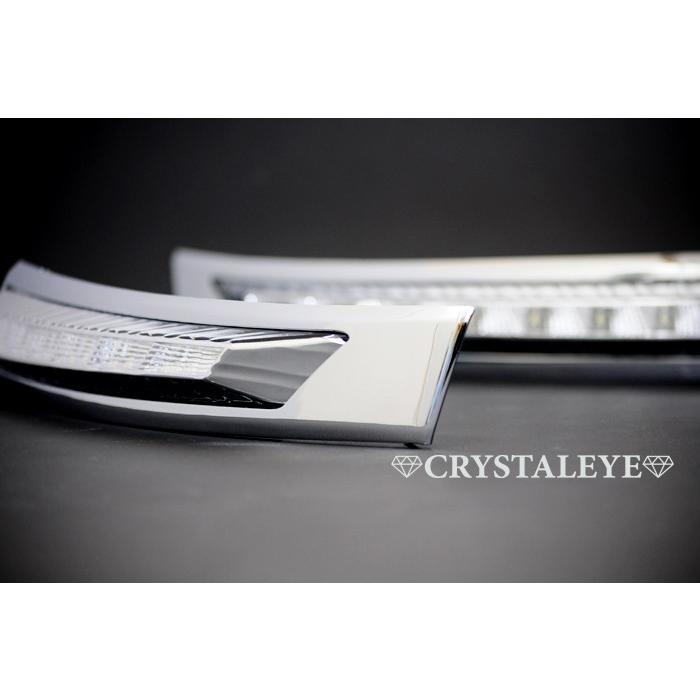 ヴォクシー ヘッドライトガーニッシュ 70系 前期 LED EYEヘッドライト