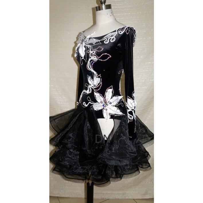 USED 社交ダンス用ラテンドレス　セミオーダー可能 【O2758176452】(96800円)