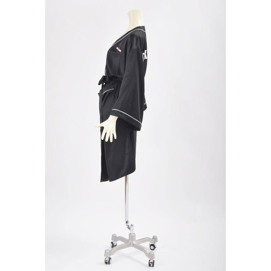 MR03 LR03 競技会での待ち時間に!　タカダンス オリジナルローブ 男性用 女性用_1