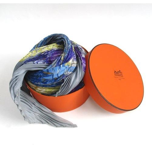 HERMES（エルメス） スカーフ シルク100% カレ プリーツ ChaPeau! 帽子