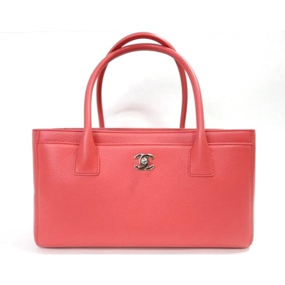 CHANEL（シャネル） エグゼクティブ トートバッグ 限定色 新品