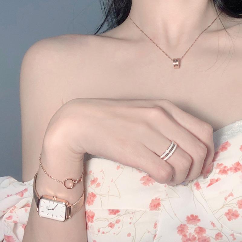 公式ショップ/送料無料】ダニエルウェリントン DW レディース/メンズ リング 指輪 Emalie Ring Satin White Rose gold ローズゴールド ギフト 人気 おしゃれ :184:ダニエルウェリントン Yahoo!店 - 通販 - Yahoo!ショッピング 公式ショップ/送料無料】ダニエルウェリントン DW レディース/メンズ リング 指輪 Emalie Ring Satin White Rose gold ローズゴールド ギフト 人気 おしゃれ :184:ダニエルウェリントン Yahoo!店 - 通販 - Yahoo!ショッピング