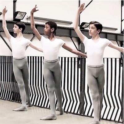 ウェアモア SOLO フータータイツ｜ボーイズサイズ : バレエ用品の