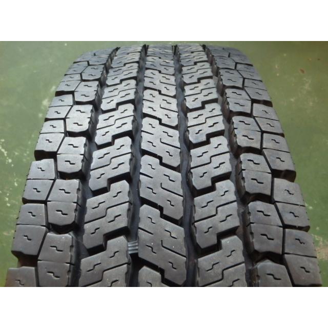 L16142-YTR 902ZE 225/80R17.5 123/122L 中古再生 2本セット 