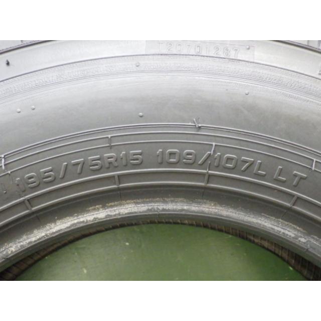 195/75R15 109/107L TOKO M934 中古再生 8分山 2本セット スタッドレス 