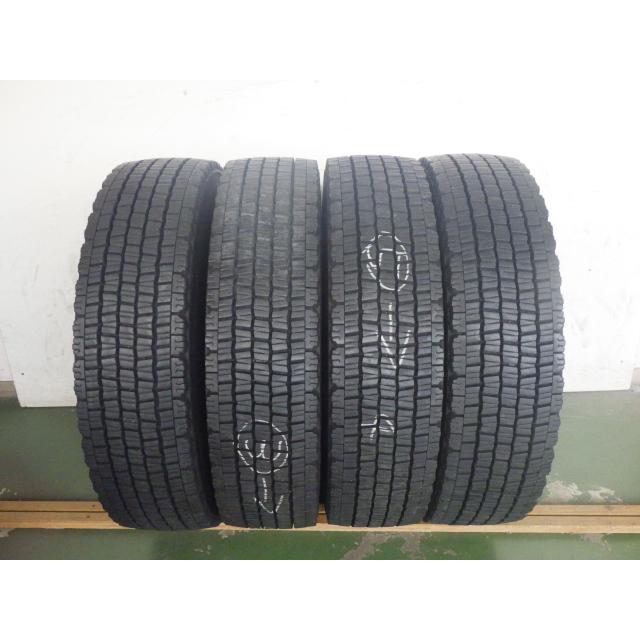 中古スタッドレスタイヤホイール付225/80R17.5 123/122L トーヨー