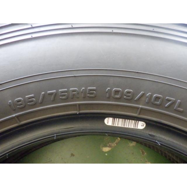 195/75R15 109/107L ダンロップ LT03 中古 2本セット スタッドレス 