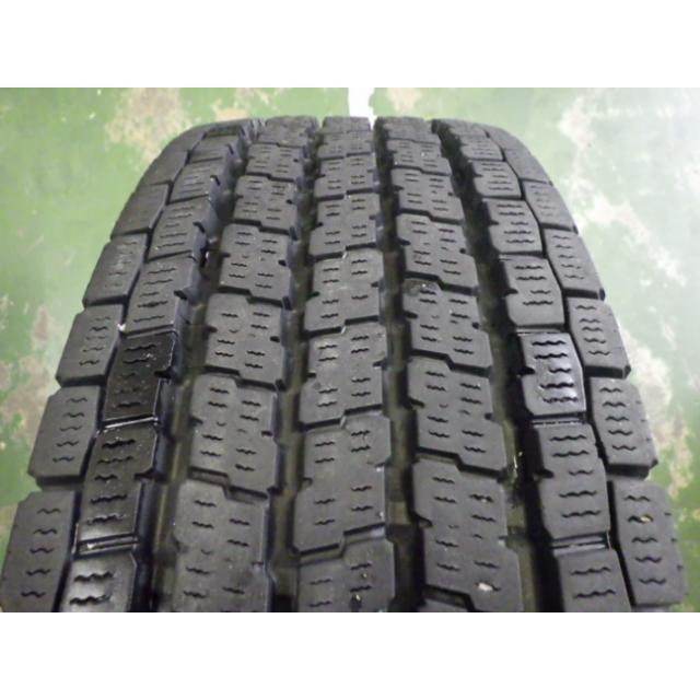 YOKOHAMA ice GUARD iG91 215/70R17.5 118/116L LT 12PR 17.5インチ トラックタイヤ スタッドレス 6本 2020年製　(VTI457) クレジットカード QRコード決済可能 ヨコハマタイヤ（YOKOHAMA TIRE） 215/70R17.5 118/116L 12PR ヨコハマ