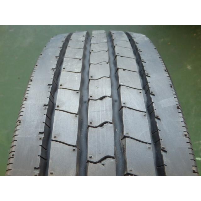 DUNLOP（ダンロップ） 225/80R17.5 123/122L 夏 DECTES SP122 中古 9.9