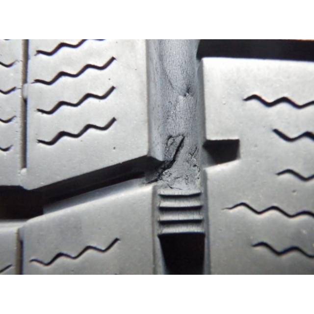 DUNLOP（ダンロップ） 215/70R17.5 118/116L 冬 WM LT03 中古 7分山 4 