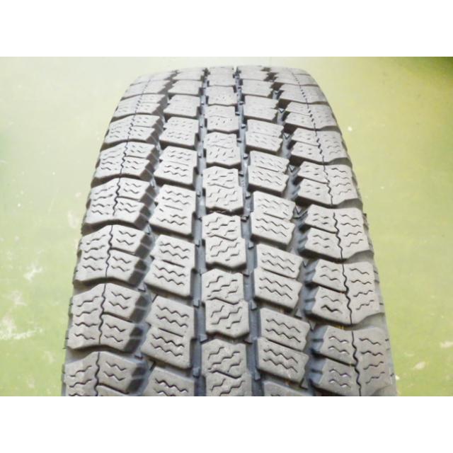 TOYO TIRES（トーヨータイヤ） 215/70R17.5 118/116L TOYO 冬 デル 