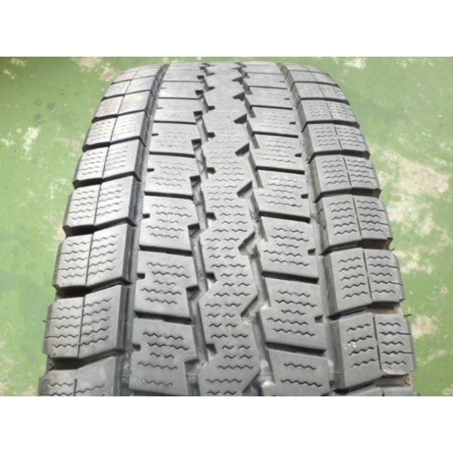DUNLOP（ダンロップ） 205/70R16 111/109L 冬 WINTERMAXX LT03 中古 2 