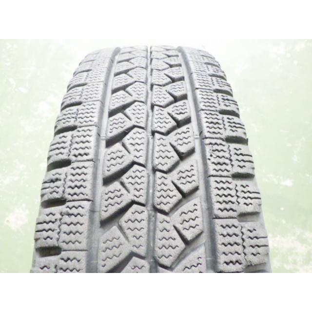 新品未使用 205/70R16 111/109L B/SW979 2020年製 BRIDGESTONE（ブリヂストン） 205/70R16 111/109L 冬 ブリザック W979