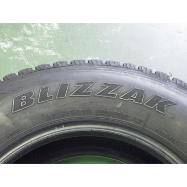 BRIDGESTONE（ブリヂストン） 225/75R16 118/116L 冬 ブリザック W979