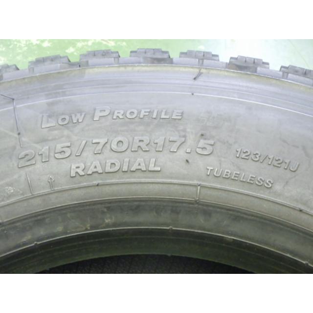215/70R17.5 123/121J 冬 中古再生 4本セット スタッドレスタイヤ 215 