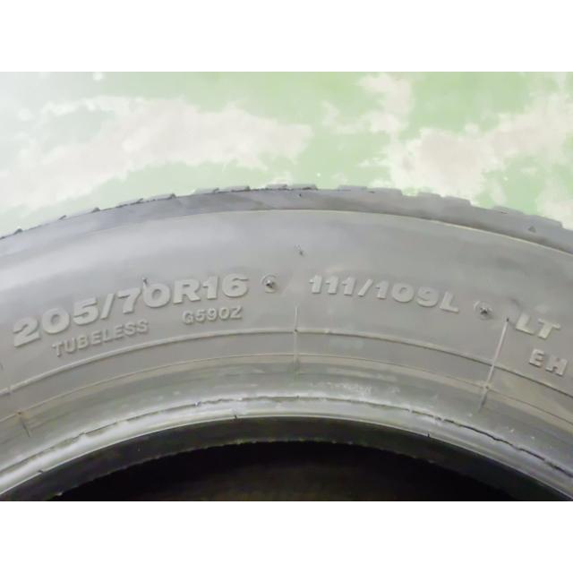 BRIDGESTONE（ブリヂストン） 205/70R16 111/109L 夏 V-STEEL RIB LUG