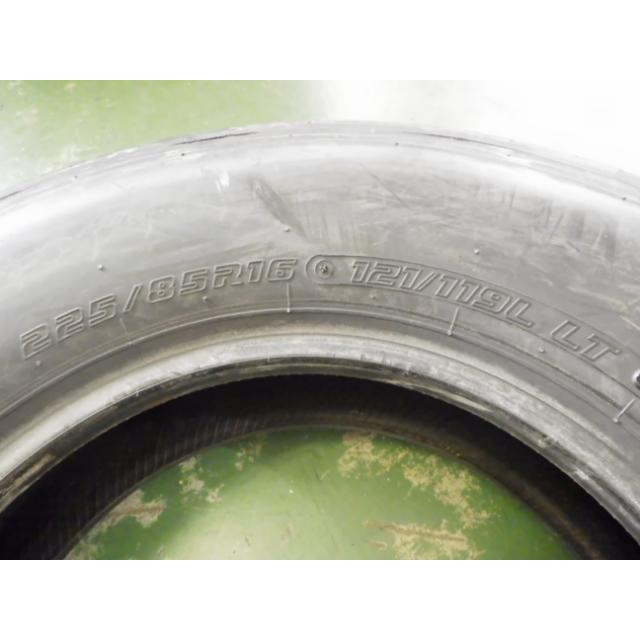 225/85R16 121/119L ヨコハマタイヤ YOKOHAMA 夏 SUPER STEEL RY108A 中古 9.9分山 1本のみ サマー 日本製 225/85/16 225/85-16 L20249 | ヨコハマタイヤ | 01