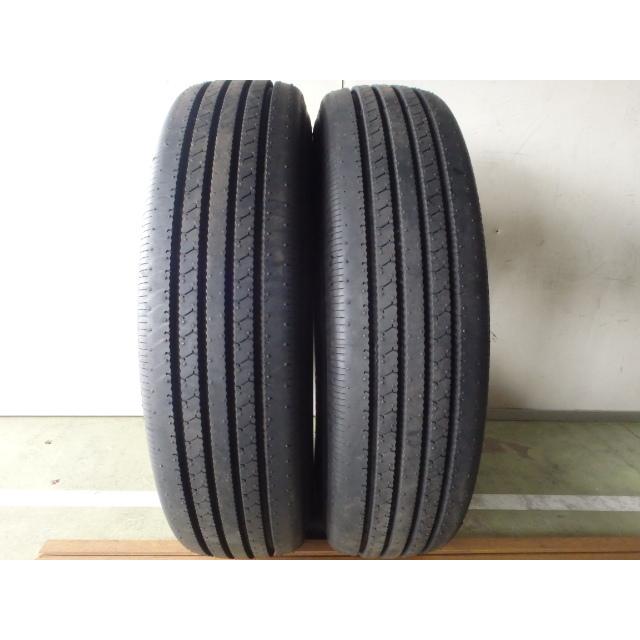 TOYO TIRES（トーヨータイヤ） M130 215/85R16 120/118L 中古 9.9分山 