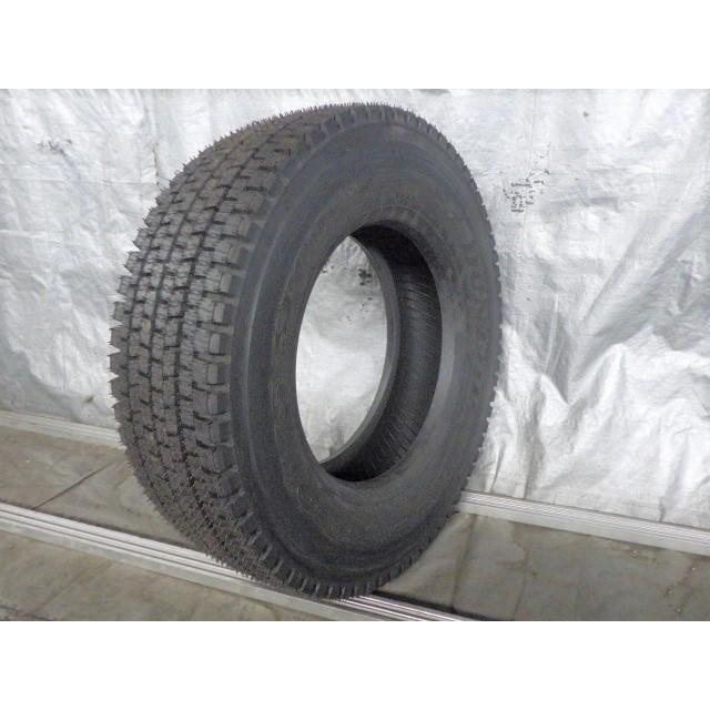 DUNLOP（ダンロップ） 265/70R19.5 140/138J 冬 DECTES SP001 新品処分