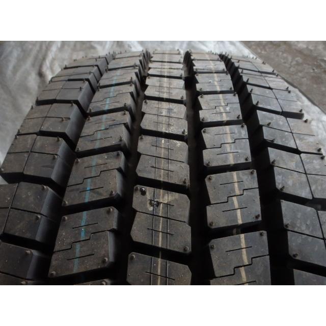 大型トラック 中古タイヤ  ダンロップ  DECTES  SP062  スタッドレス  11R 22.5  14P.R  約7部山  製造2019年 34週   国内製造 日本製  徳島市近郊なら無料で配達可能♪  遠ければ1000円ほどガソリン代頂きます。 大型トラック 中古タイヤ ダンロップ DECTES SP062 スタッドレス 11R