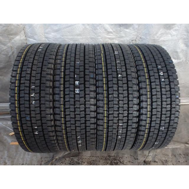 札幌発 引取OK 未走行に近い DL SP001 245/70R19.5 136/134J 19.5インチ トラックタイヤ スタッドレス 6本 22年製 地山 大型 JRA005 クレジットカード QRコード決済可能 DUNLOP（ダンロップ） 245/70R19.5 136/134J 冬 SP001 新品 4本