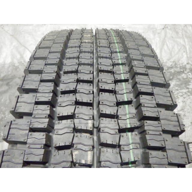 3874 ダンロップ　12R22.5 スタッドレス　4本セット DUNLOP（ダンロップ） 12R22.5 14PR 冬 SP001 新品処分 1本のみ