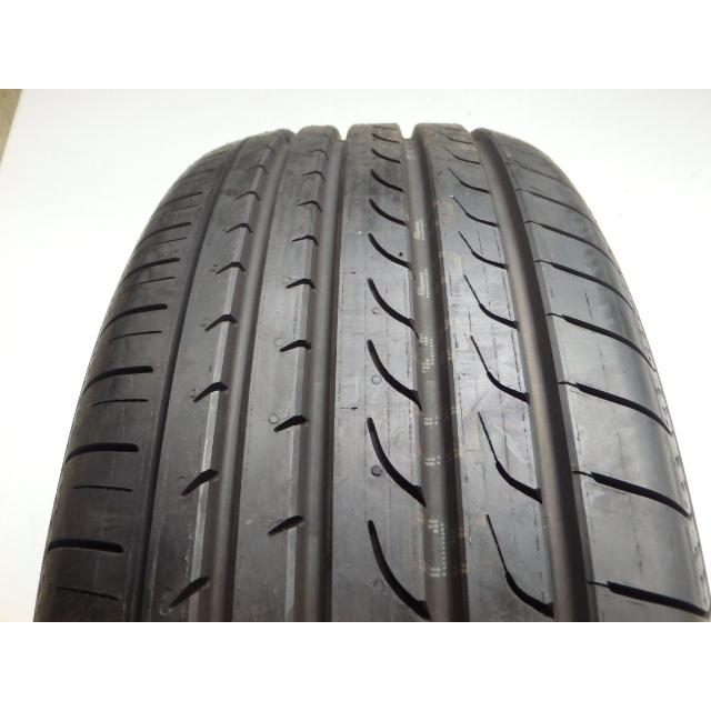 ヨコハマタイヤ ヨコハマ BluEarth RV-02 205/65R16 95H 未使用 ヨコハマタイヤ ヨコハマ BluEarth RV-02 205/65R16 95H 未使用
