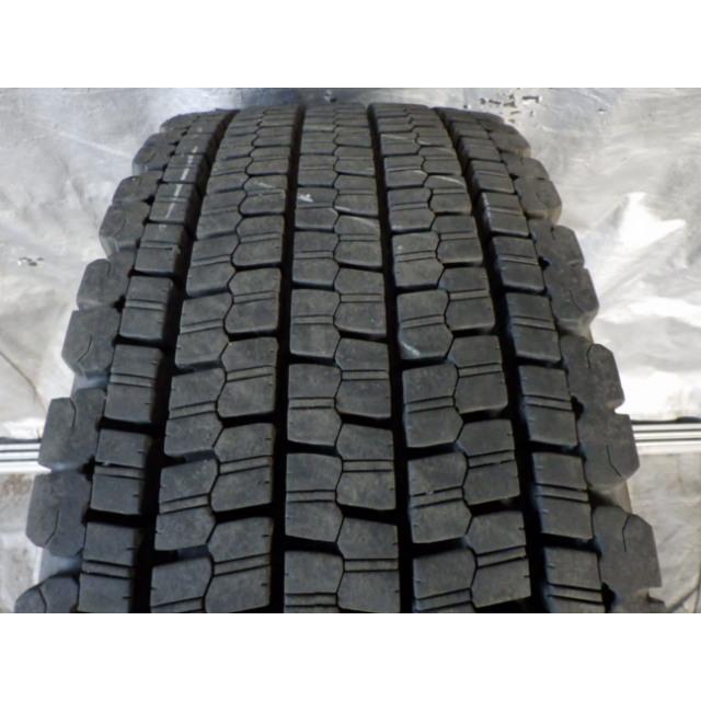 UT2340-ブリヂストン W900 275/70R22.5 148/145J 中古 7分山 1本のみ  