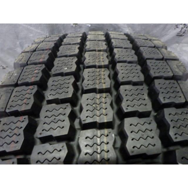 UT2509-ブリヂストン W910 245/70R19.5 136/134J 中古 9.9分山 1本のみ  