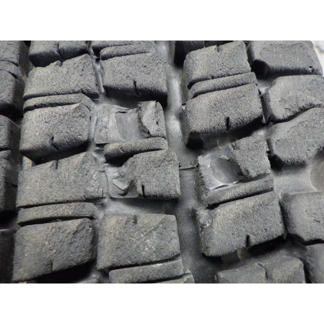 UT2645-ブリヂストン W970 225/70R19.5 130/128J 中古 2本セット スタッドレスタイヤ 2016年製 | BRIDGESTONE | 05