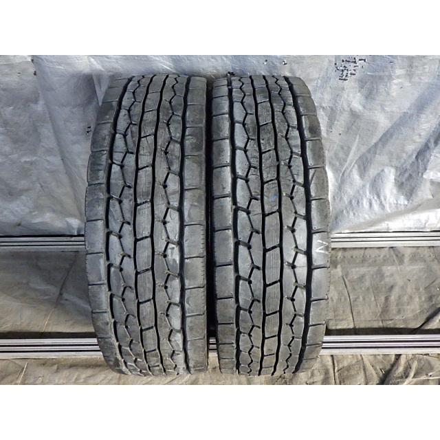 245/70R19.5 136/134J ダンロップ SP688 大型トラック用 DUNLOP（ダンロップ） 245/70R19.5 136/134J SP688 中古 9.9分山 2本
