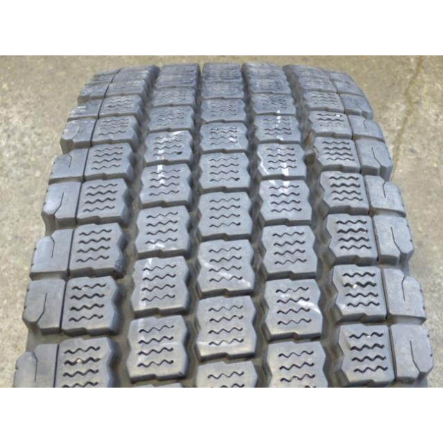 265/70R19.5 140/138J ブリヂストン BRIDGESTONE 冬 W910 中古 7分山 4本SET スタッドレスタイヤ 日本製 265/70/19.5 265/70-19.5 UT3187 | BRIDGESTONE | 04