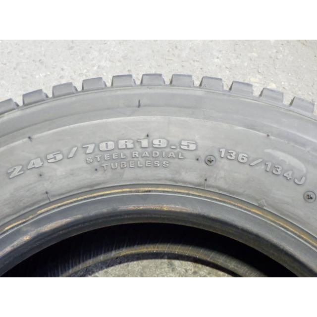 DUNLOP（ダンロップ） 245/70R19.5 136/134J 冬 DECTES SP001 中古 8分 