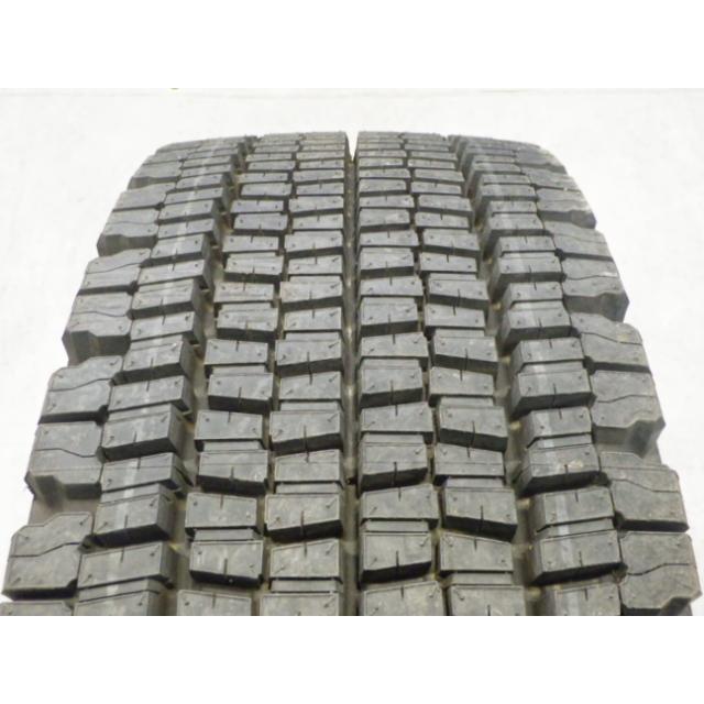 295/70R22.5 151/148J ブリヂストン BRIDGESTONE 冬 V-STEEL STUDLESS W970 中古 9.9分山 1本のみ スタッドレスタイヤ 日本製 UT3413 | BRIDGESTONE | 03