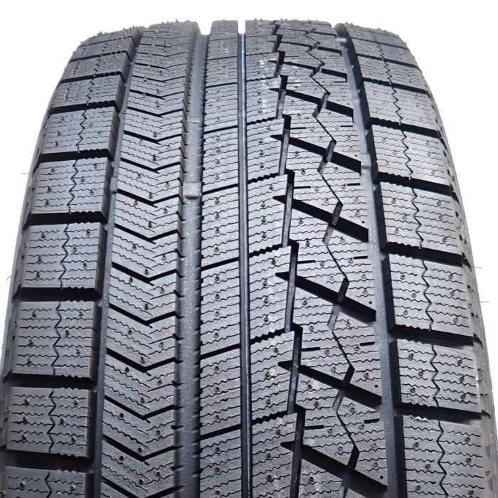 BRIDGESTONE（ブリヂストン） 245/45R20 99Q 冬 ブリザック RFT 新品 4 