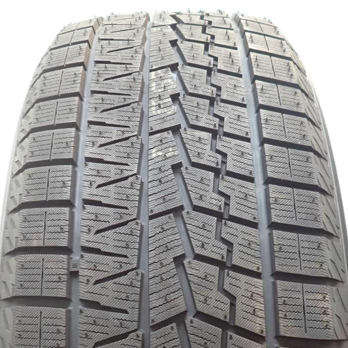 ヨコハマタイヤ（YOKOHAMA TIRE） 215/45R18 93Q XL YOKOHAMA 冬 