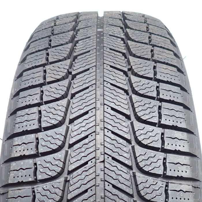 ミシュラン（MICHELIN） 205/60R16 96H XL 冬 X-ICE 3+ 未使用 4本