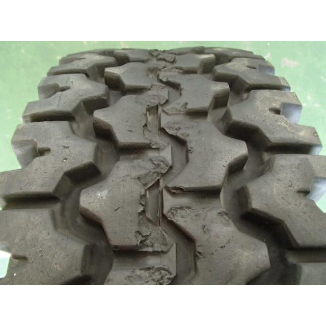 28×9-15 12PR ブリヂストン BRIDGESTONE INDUSTRIAL SNOW01 IS01 中古 2本セット フォークリフト スノータイヤ 28×9/15 X0809 | BRIDGESTONE | 03