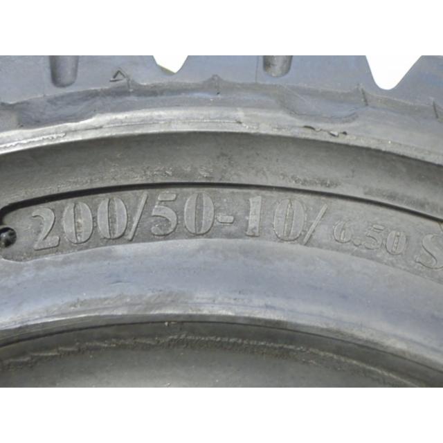 200/50-10 6.50 BANDAG 6CB-177 中古再生 2本セット フォークリフト ノーパンク 200/50/10 200-50-10 X1650 |  | 01