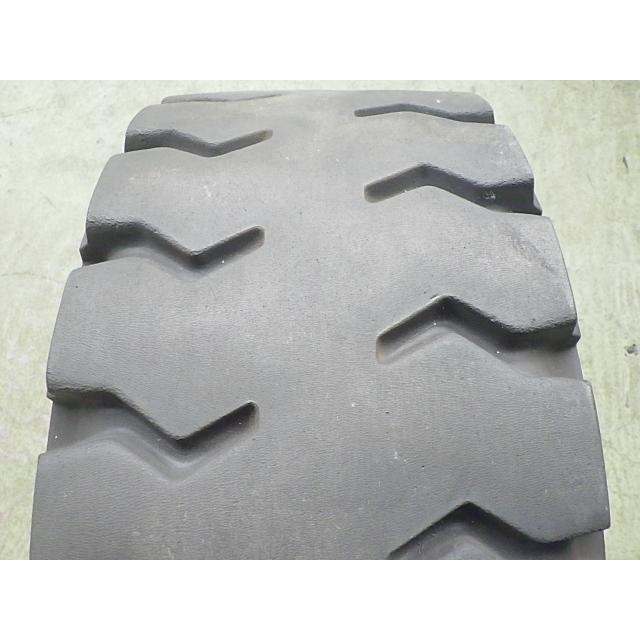 23×9-10 /6.50 AICHI ME310 中古 2本セット フォークリフト ノーパンク 日本製 23/9-10 23-9-10 X1693 |  | 05