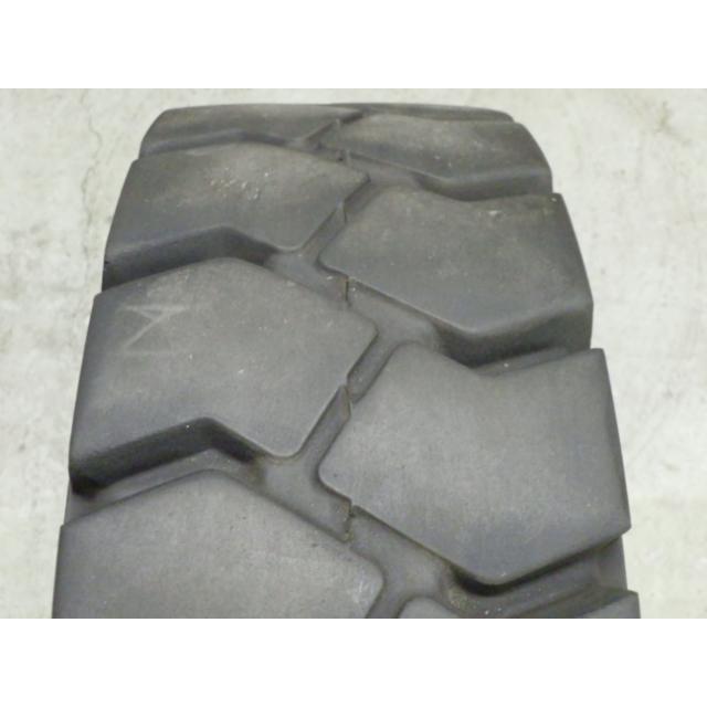 23×9-10 /6.50 ADVANCE Solid-Super-Lug OB-502 中古 2本セット フォークリフト ノーパンク 23/9-10 23-9-10 X1697 |  | 04