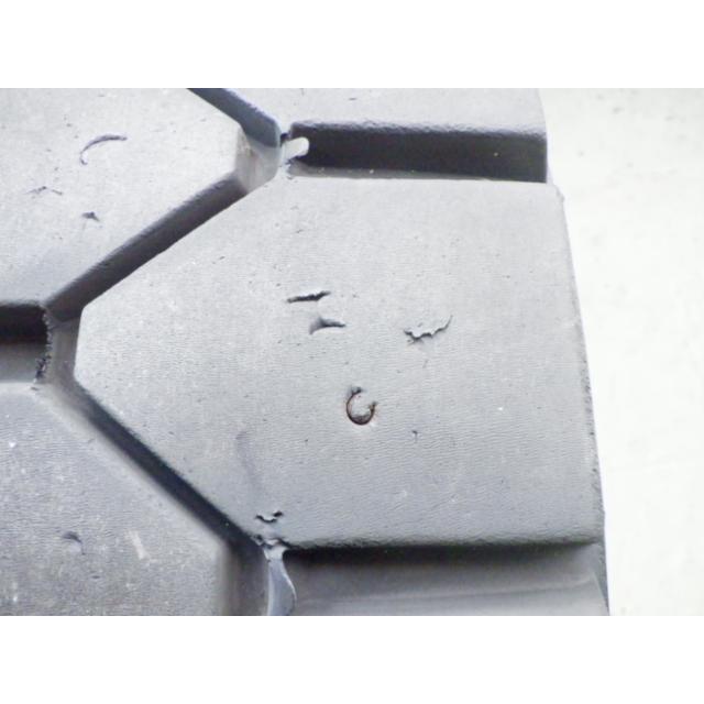 28×9-15 15×7.00T FRC AirBOSS 中古 2本セット フォークリフト ノーパンク 28×9/15 X1824 |  | 06