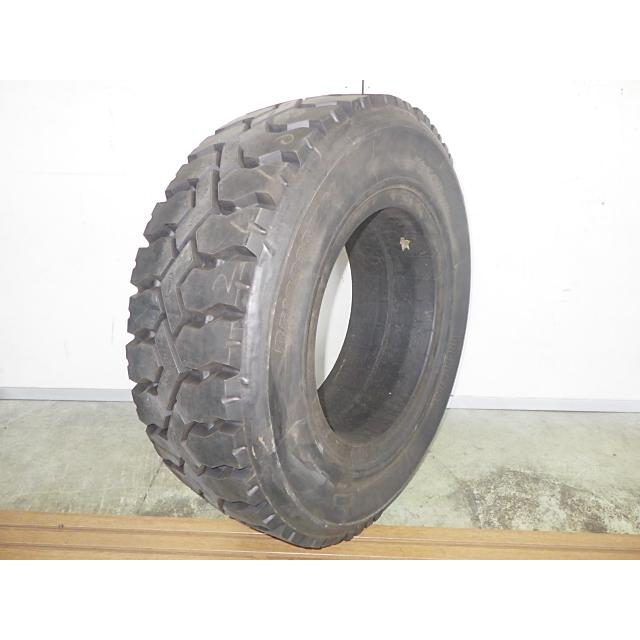 250-15 /7.00  8CB 203 中古再生 9.9分山 1本のみ フォークリフト ノーパンク スノー 250/15 X1826 | 