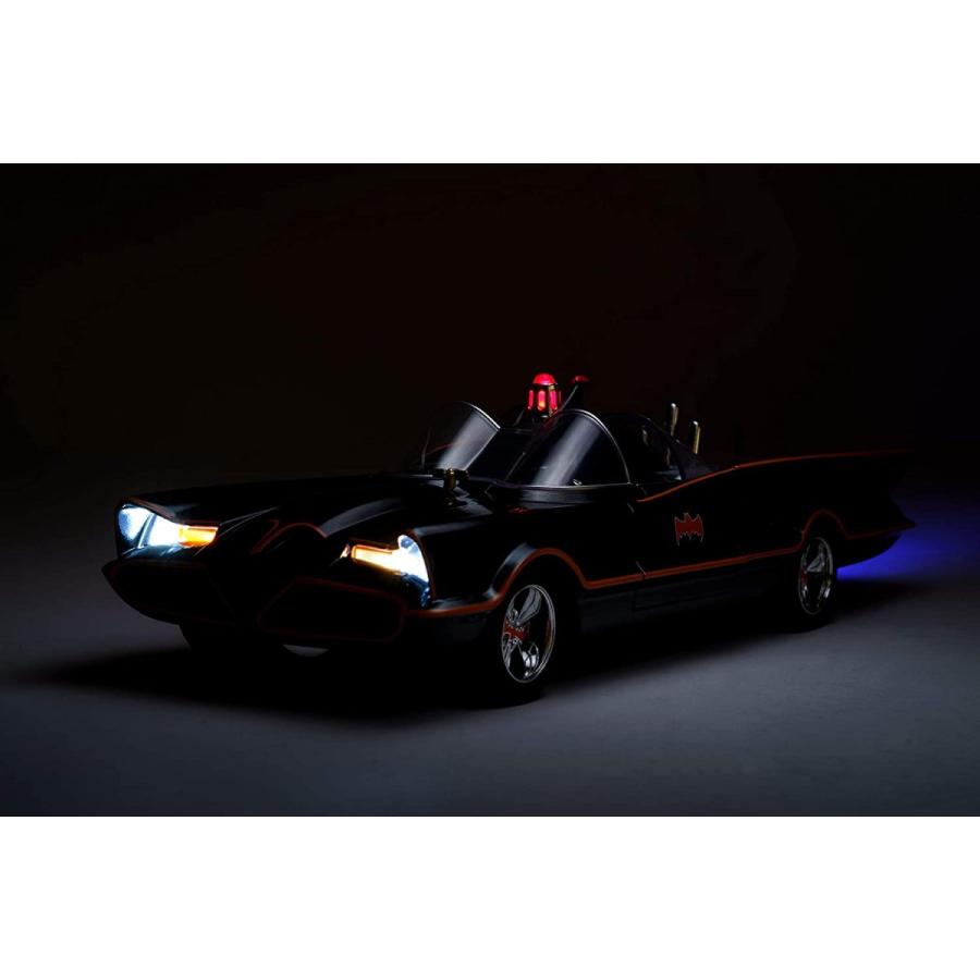 ＤＣ　バットマン　クラシック　ＴＶシリーズ　バットモービル　ダイキャストフィギュア |  | 02