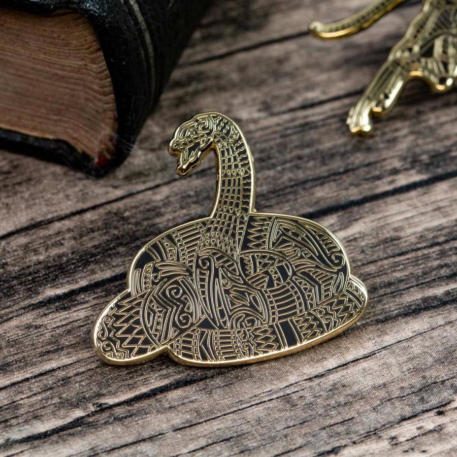 ファンタスティック・ビーストと黒い魔法使い　エナメル　ピンバッジ　1.3  マタゴット＆ナギニ |  | 02