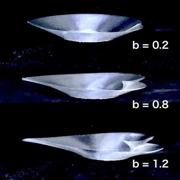 3Dデザイン小皿 いろんなハート形の 透明で輝く かる〜い おしゃれな 豆皿 容器 入れ物 (螺旋3D印刷品) |  | 07