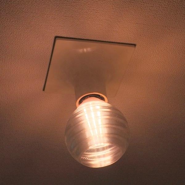 透明な Led電球カバー シェードのみ 同心円模様の傘 直径 10cm 裸電球にかぶせる おしゃれな照明カバー きらめくランプシェード Cover V001 デイシン Dasyn Yahoo 店 通販 Yahoo ショッピング