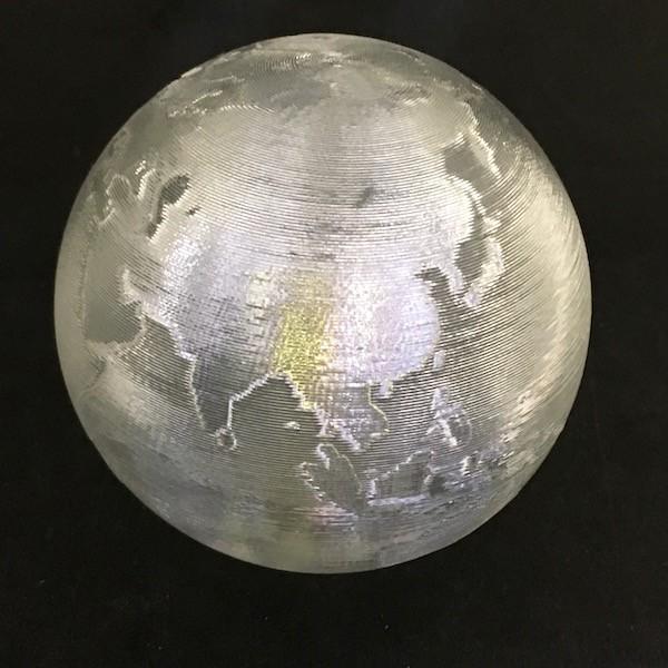 3Dデザインランプ LED照明つき かる〜い地球儀 直径 8 cm (ボタン電池式 ライトつき おしゃれな3D印刷インテリア) |  | 01