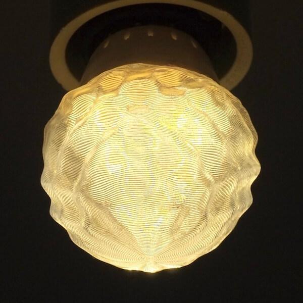 3Dデザイン電球 おしゃれにきらめく LED電球 (さざなみ模様つき，直径
